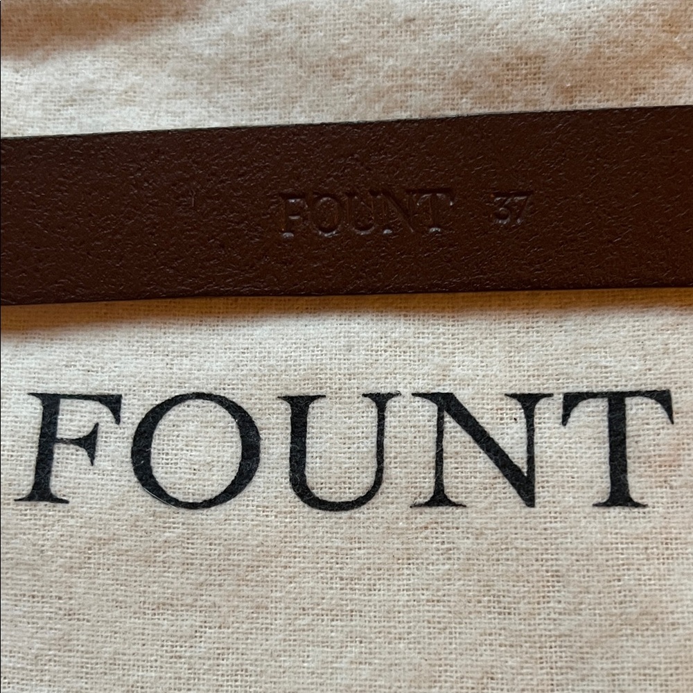 Fount Brown Leather Belt with Signature Gold Buckle (Size 37) - Picture 3 of 3